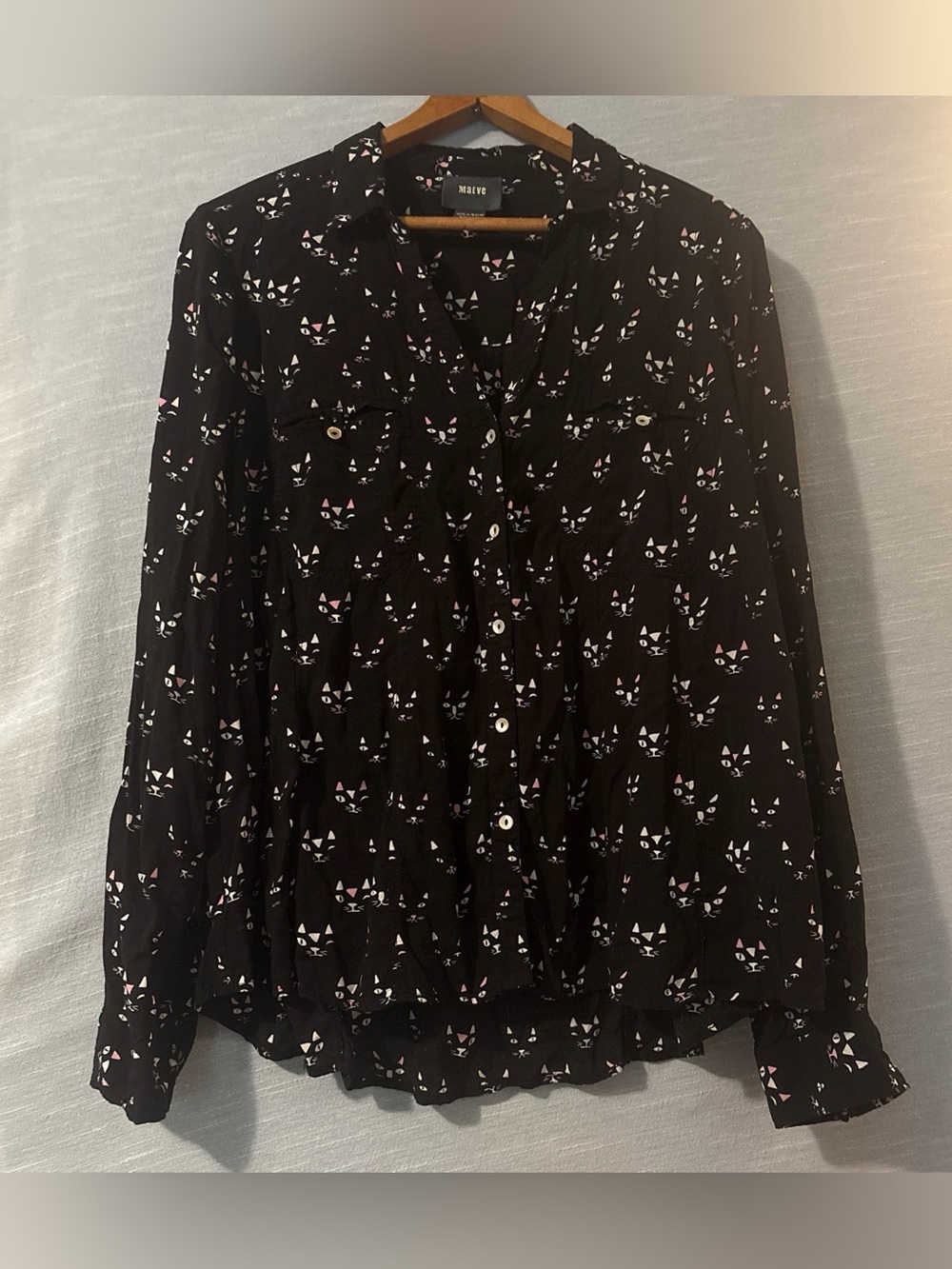 Maeve Blouse Long Sleeve Button Up V-Neck Black Cat Motif Women’s Sz 12